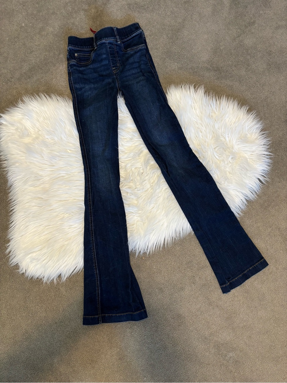 Spanx Pull-On flare Jeans in dark blue size XS 👖